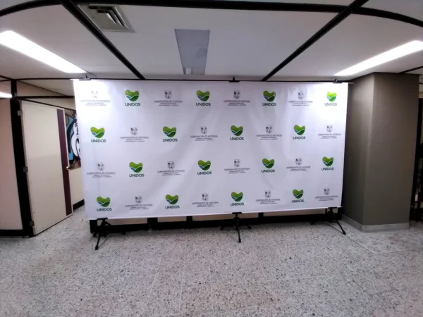 Backing publicitario 167