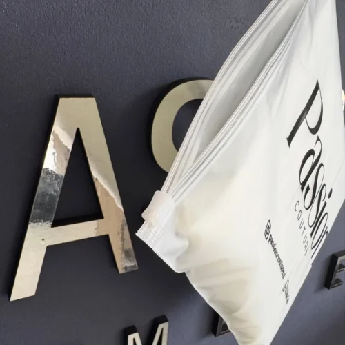 Bolsas plásticas especializadas 96