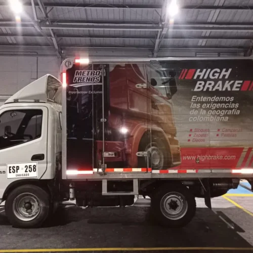 Publicidad vehicular 274