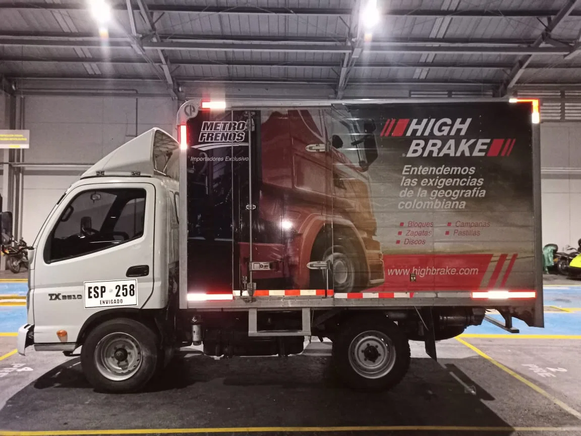 Publicidad vehicular 274