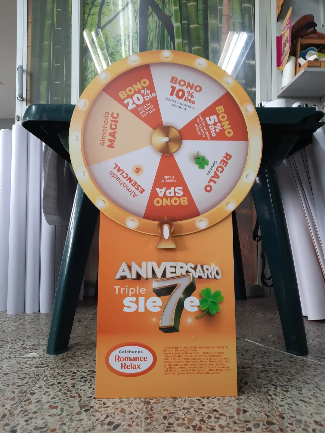Stands publicitarios 250
